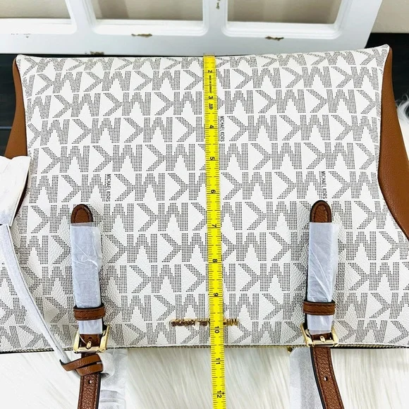 Michael Kors Coraline Large Logo and Leather Tote Bag - Picture 12 of 13